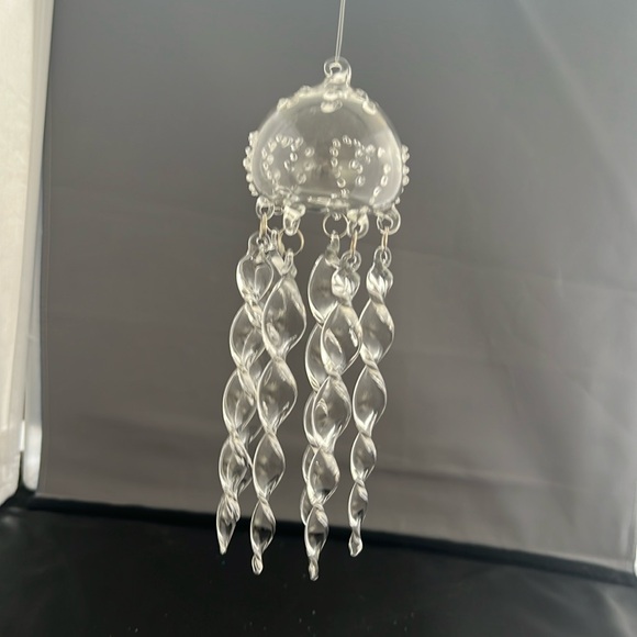 Glass jelly fish ornament🎄 - Picture 2 of 2